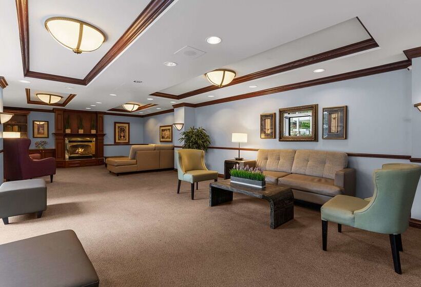 Best Western Ville Marie Hotel & Suites