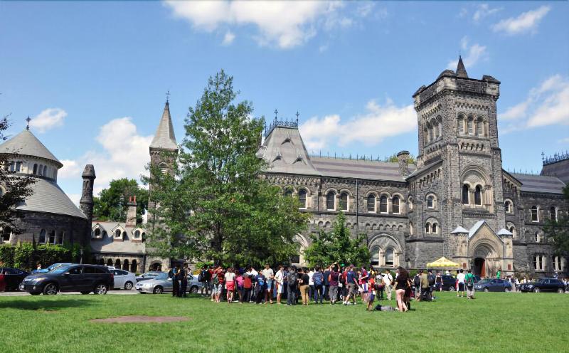 هتل Chestnut Residence And Conference Centre  University Of Toronto