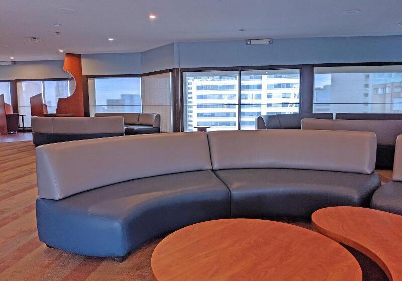 هتل Chestnut Residence   Campus Accommodation