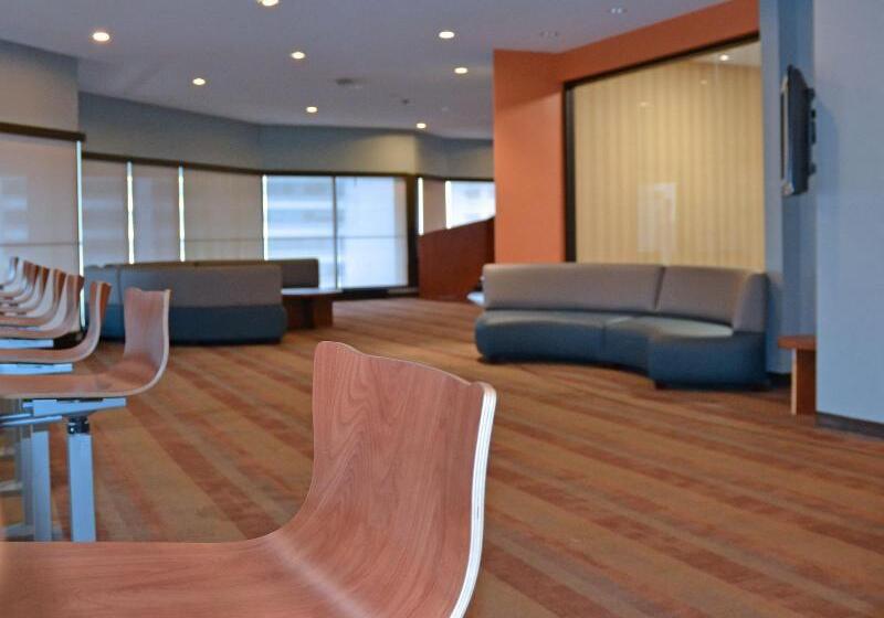 هتل Chestnut Residence   Campus Accommodation