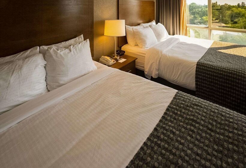 هتل Clarion Lakeside Inn & Conference Centre