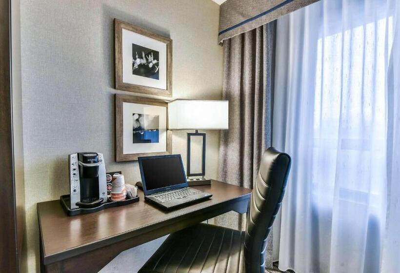 Comfort Hotel Airport North