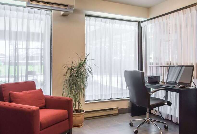 هتل Comfort Inn Sherbrooke