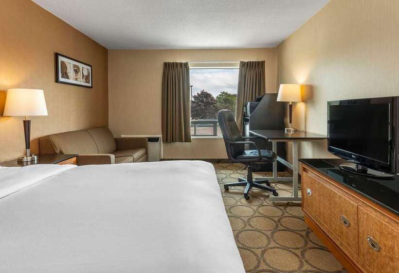 هتل Comfort Inn Sherbrooke