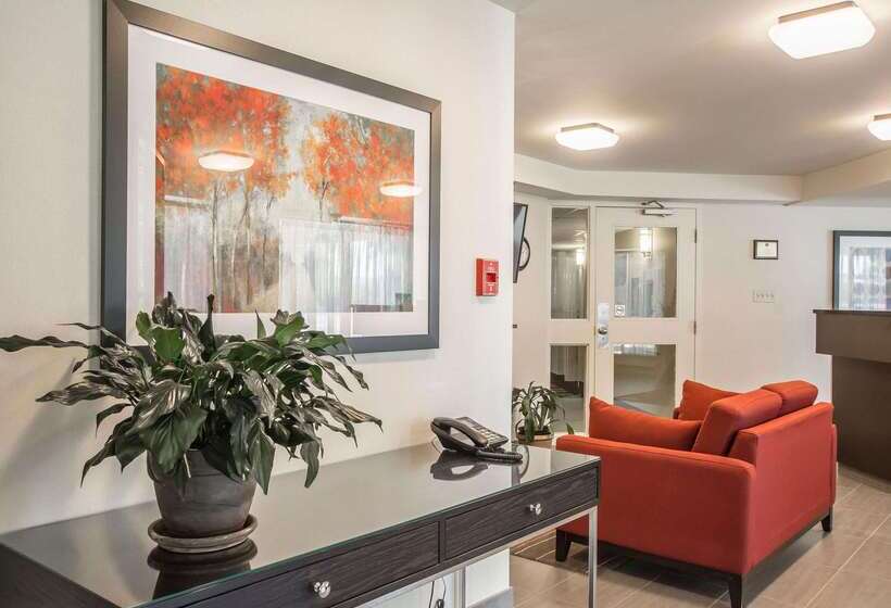 هتل Comfort Inn Sherbrooke