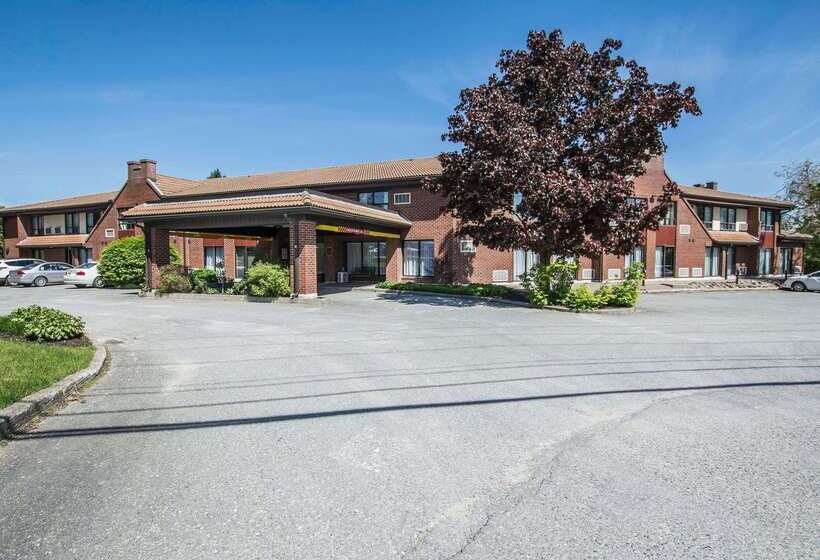 هتل Comfort Inn Sherbrooke