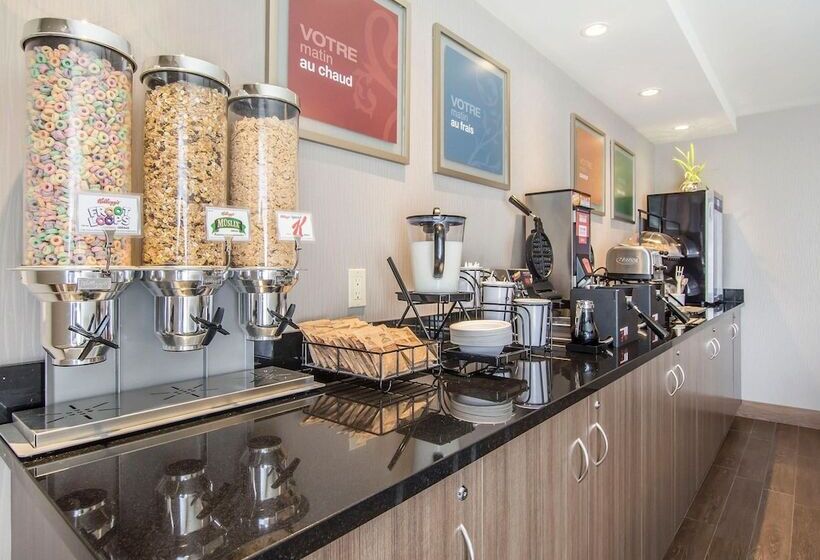 هتل Comfort Inn Sherbrooke