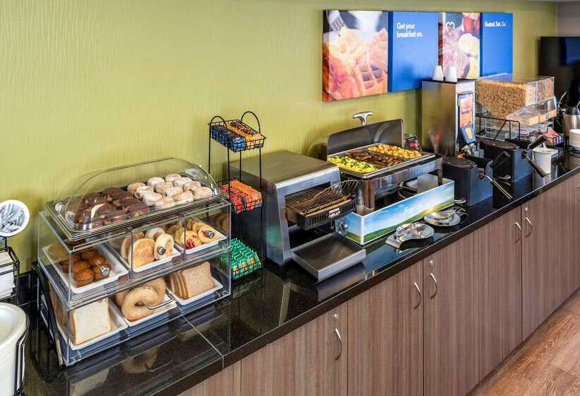 هتل Comfort Inn