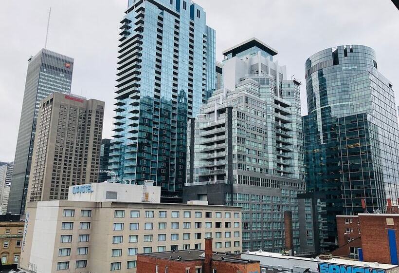 هتل Comfort Suites Downtown