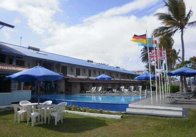 هتل Coral Sands