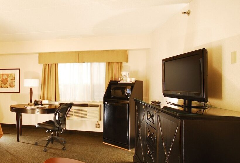 هتل Courtyard By Marriott Regina Downtown