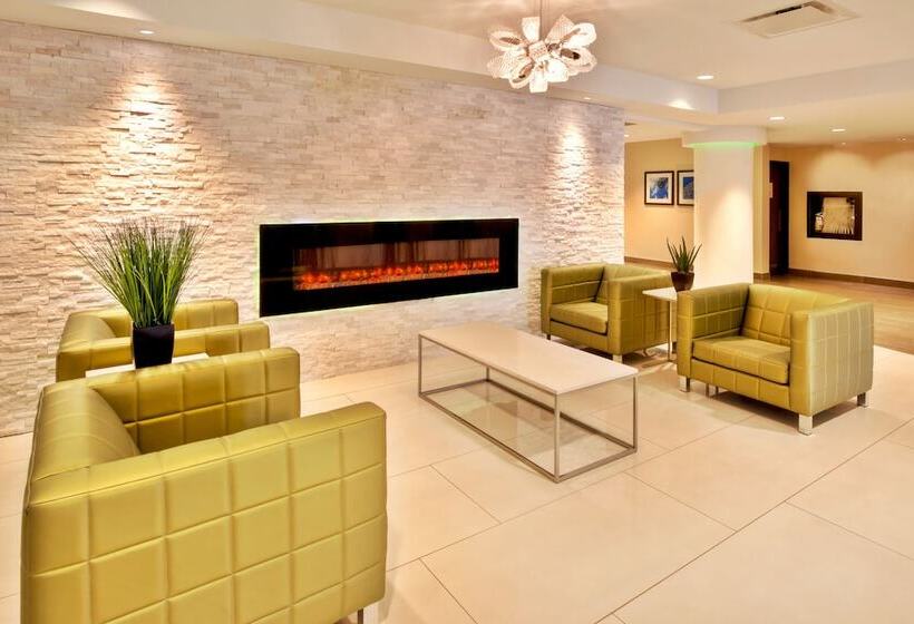 هتل Crowne Plaza Kitchener Waterloo, An Ihg