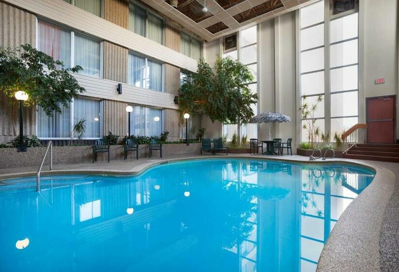 هتل Border Inn And Suites Lloydminster
