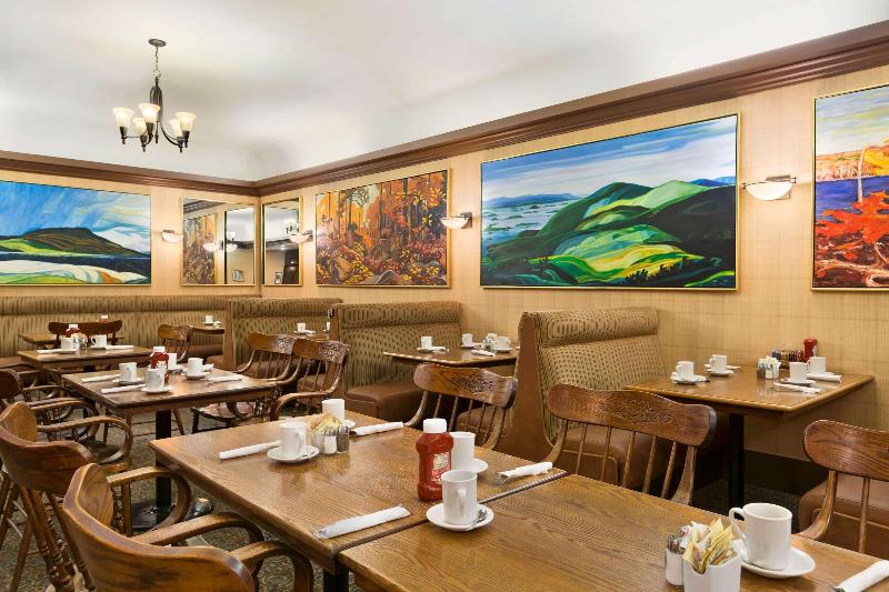 فندق Days Inn By Wyndham Vancouver Downtown