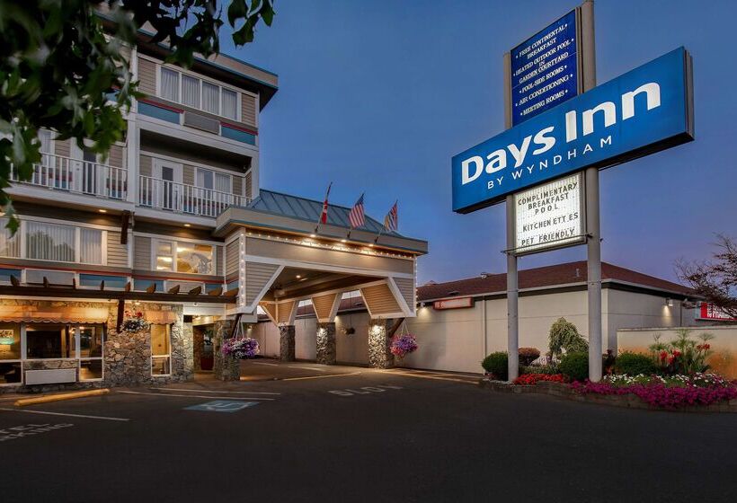 هتل Days Inn By Wyndham Victoria Airport Sidney