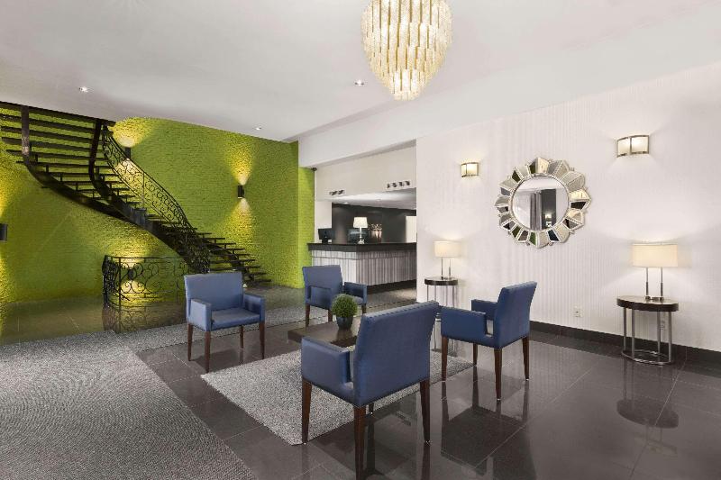 هتل Days Inn & Conference Centre By Wyndham Montreal Airport