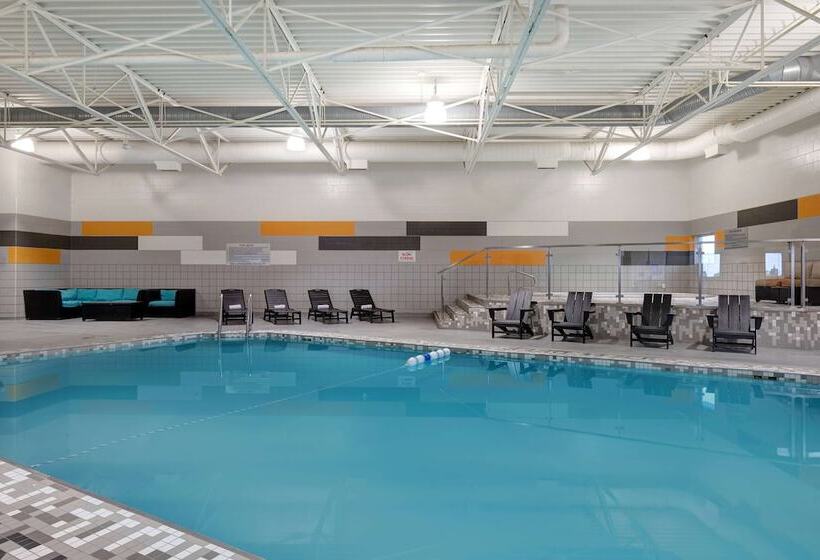 ホテル Days Inn & Conference Centre By Wyndham Prince Albert