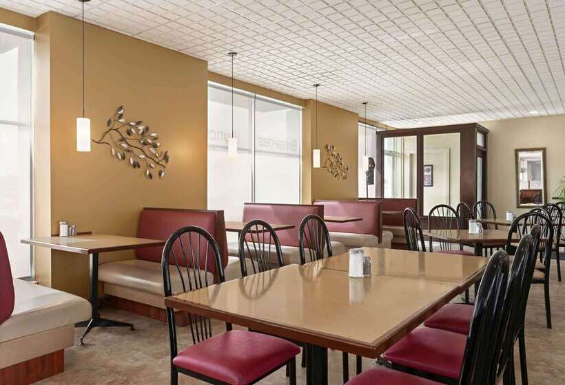 هتل Days Inn By Wyndham London