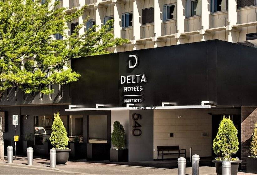 فندق Delta S By Marriott Kamloops