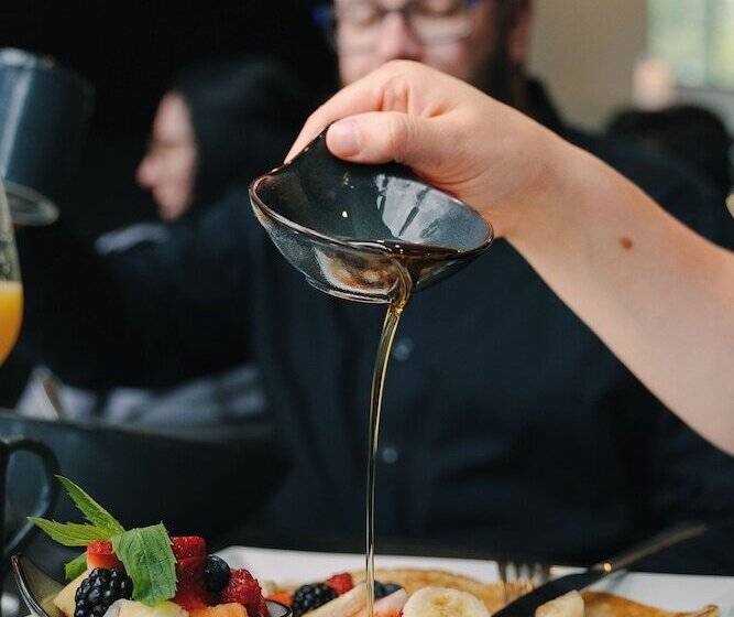 Delta Hotels By Marriott Sherbrooke Conference Centre