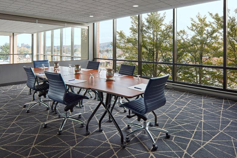 Delta Hotels By Marriott Sherbrooke Conference Centre