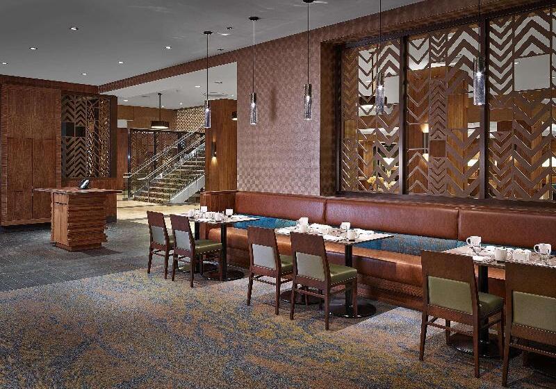 Doubletree By Hilton Hotel & Conference Centre Regina