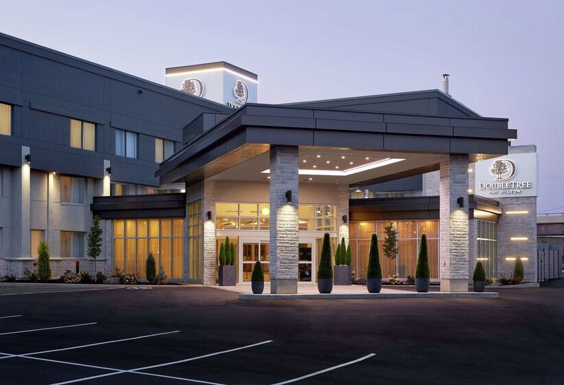 هتل DoubleTree by Hilton Montreal Airport