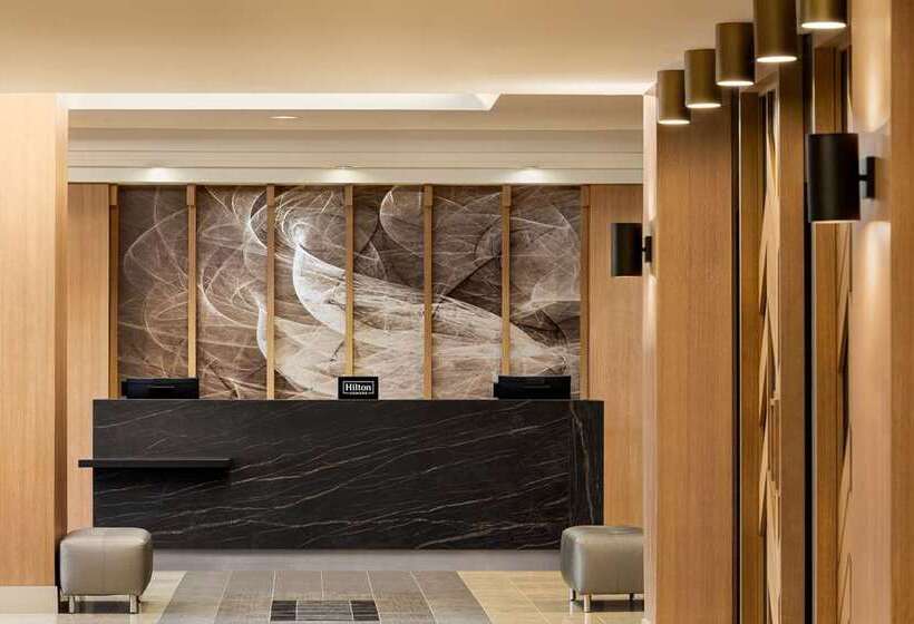 هتل Doubletree By Hilton Pointe Claire Montreal Airport West