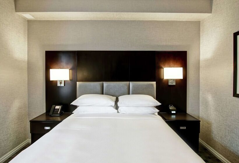 Doubletree By Hilton Hotel Toronto Downtown
