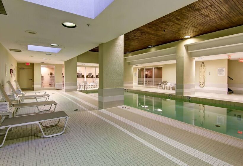 Doubletree By Hilton Hotel Toronto Downtown