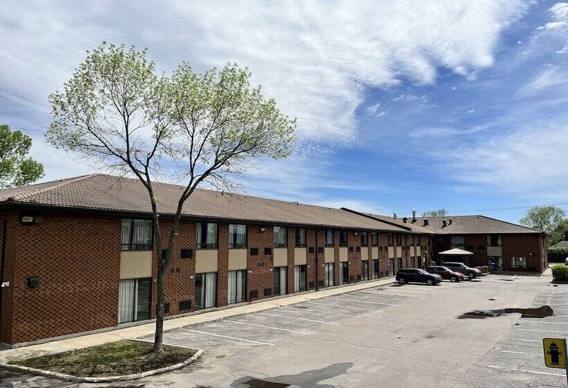 فندق Econo Lodge Airport Quebec