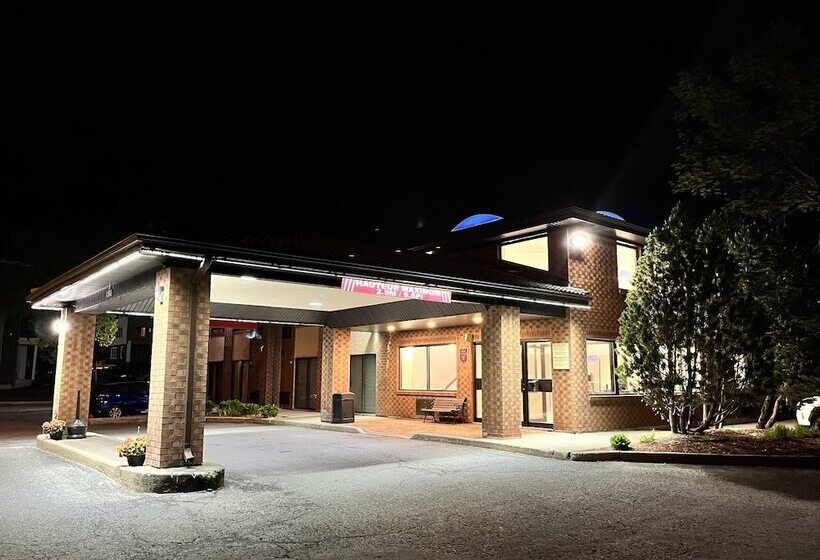 فندق Econo Lodge Airport Quebec