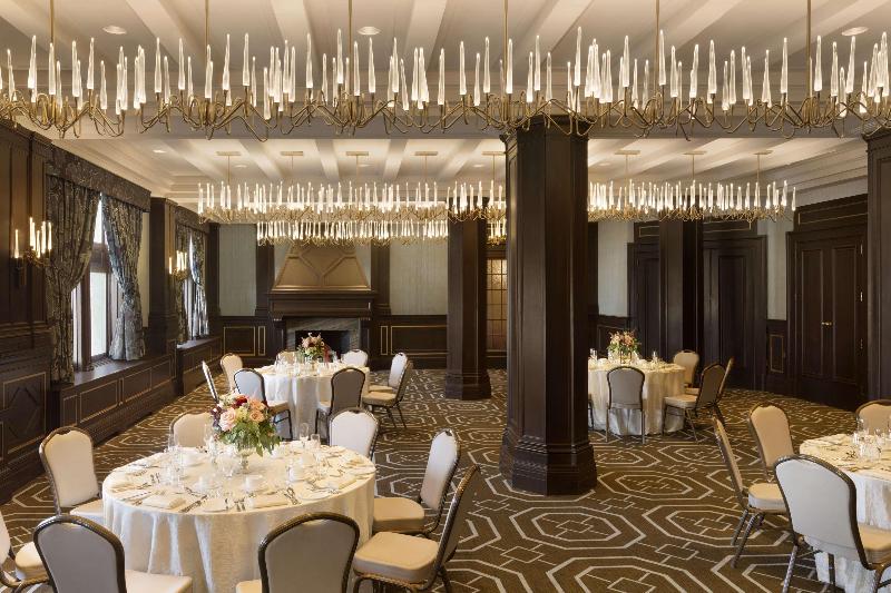 هتل Fairmont Le Chateau Frontenac