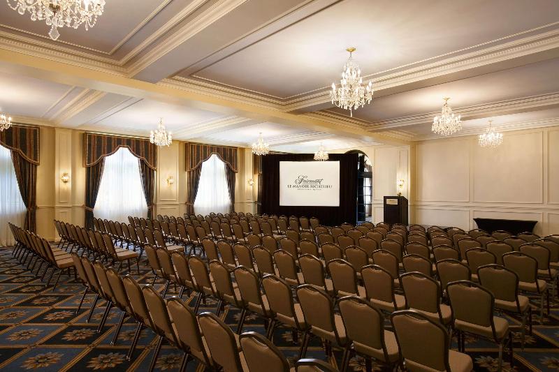 هتل Fairmont Le Manoir Richelieu