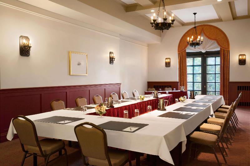 هتل Fairmont Le Manoir Richelieu