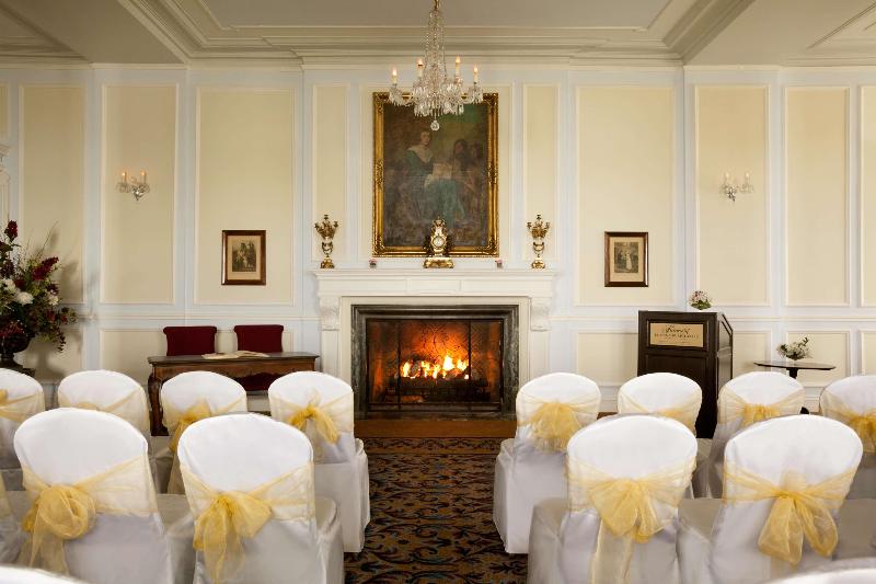 هتل Fairmont Le Manoir Richelieu