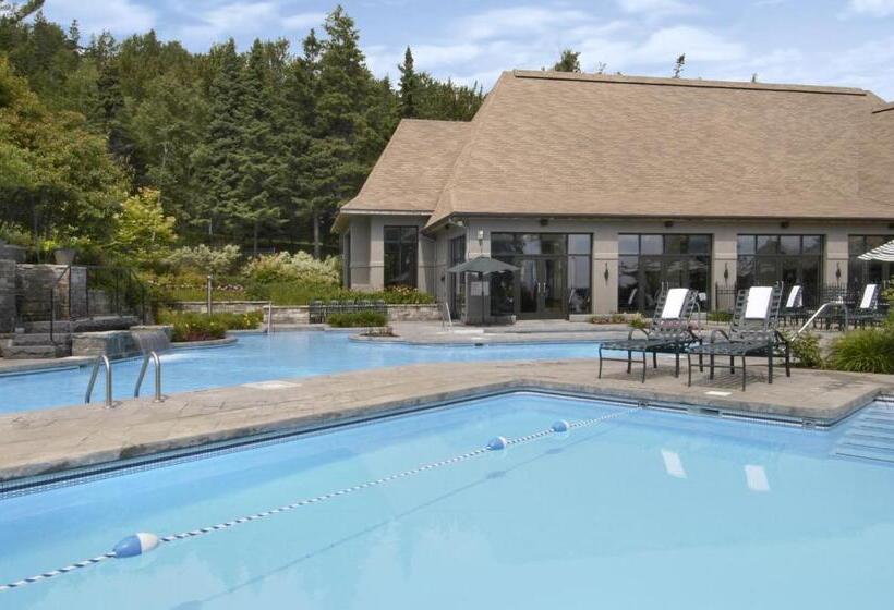 هتل Fairmont Le Manoir Richelieu