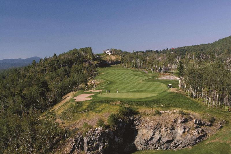 هتل Fairmont Le Manoir Richelieu