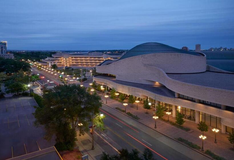 Four Points By Sheraton Hotel & Conference Centre Gatineau Ottawa