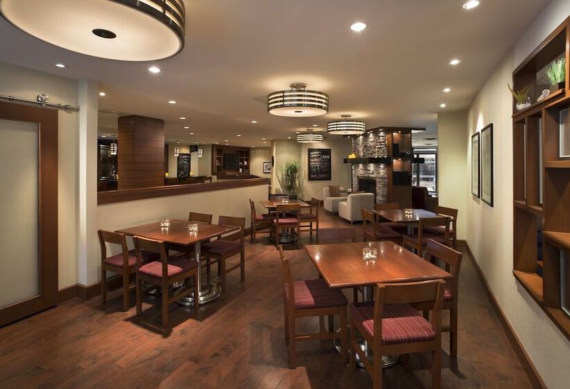 Four Points By Sheraton Hotel & Conference Centre Gatineau Ottawa