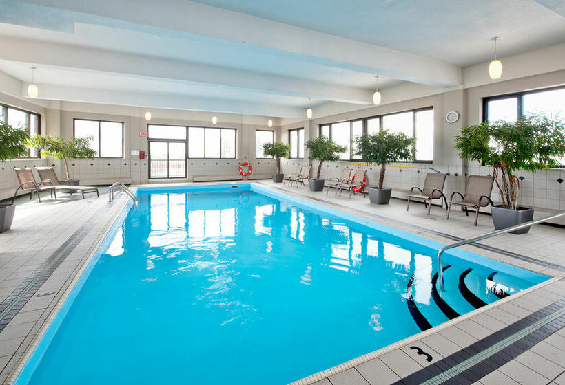 בית מלון כפרי Four Points by Sheraton Montreal Centre Ville