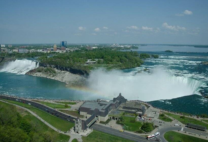 Hotel Four Points By Sheraton Niagara Falls Fallsview