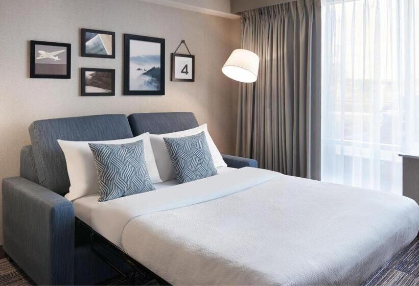 هتل Four Points By Sheraton Point Edward Sarnia
