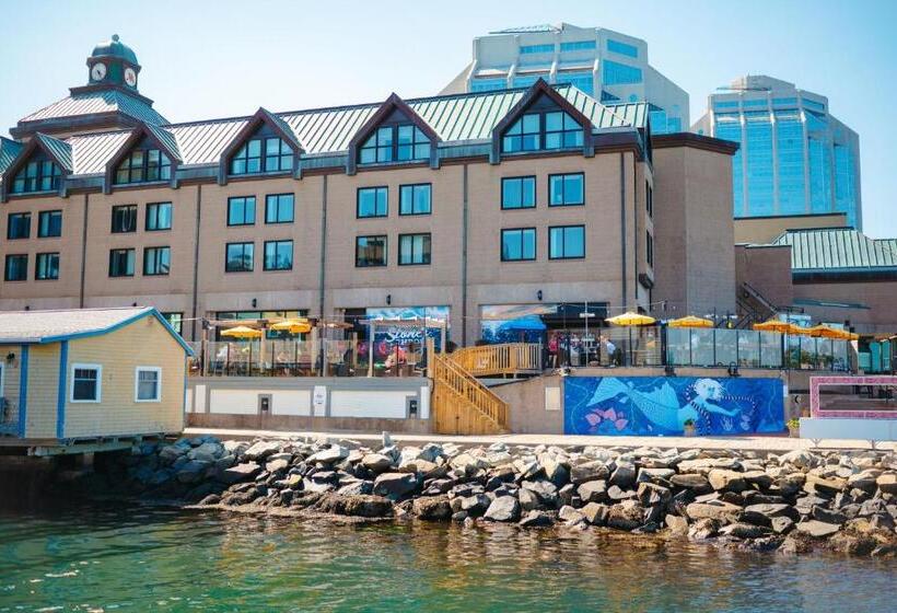 هتل Halifax Marriott Harbourfront