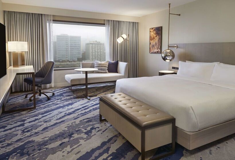 فندق Hilton Toronto