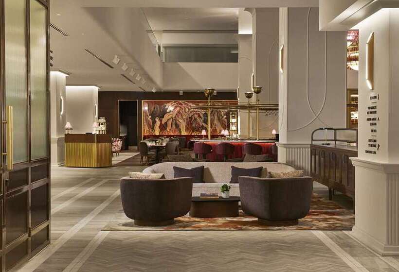 هتل Hilton Toronto
