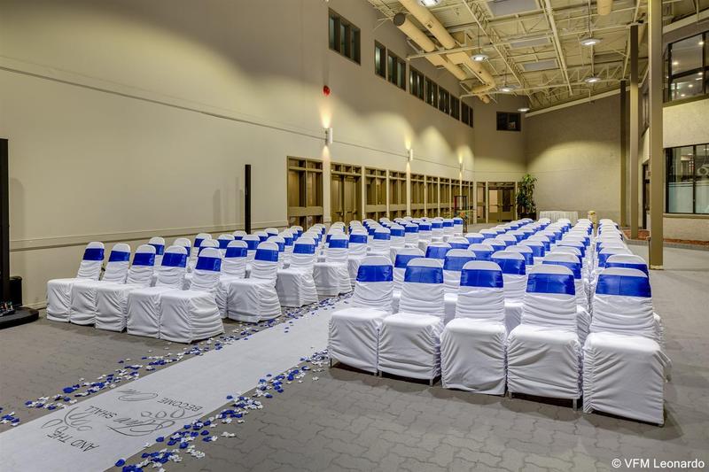 هتل Holiday Inn Sudbury, An Ihg
