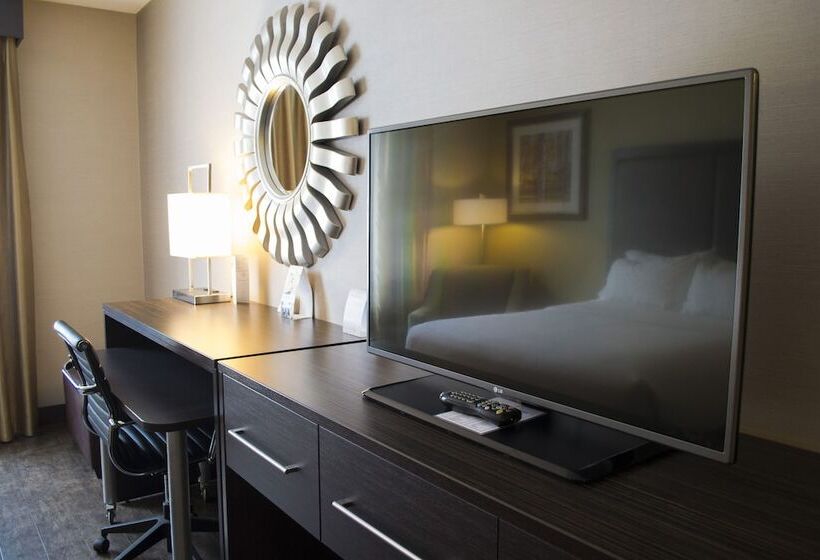 هتل Holiday Inn Sudbury, An Ihg
