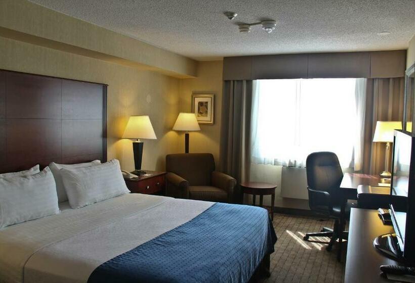 هتل Holiday Inn & Suites Winnipeg Downtown, An Ihg
