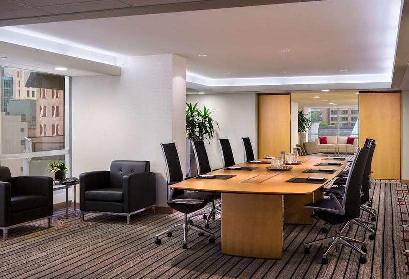 هتل Hyatt Regency Vancouver